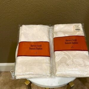Harvest Scroll Damask Napkins - Set of 4, Ivory 2 packs